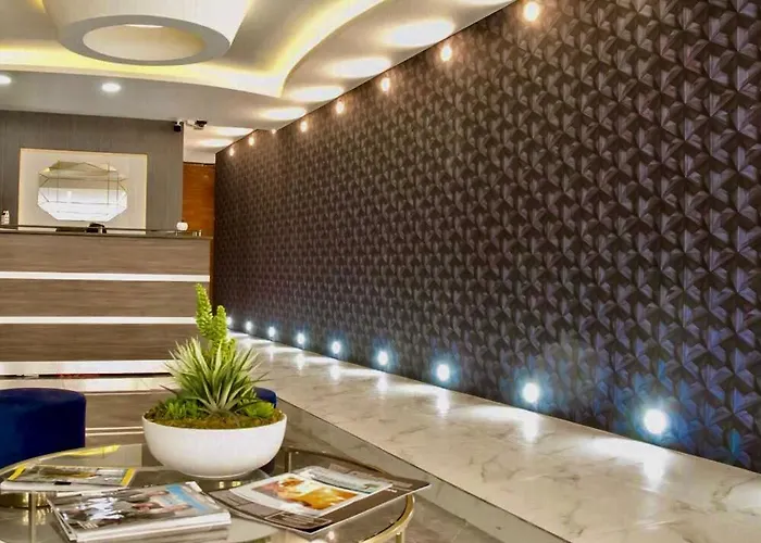 Privada De Horacio 18 Residences